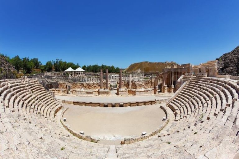 Roman Amphitheater_1